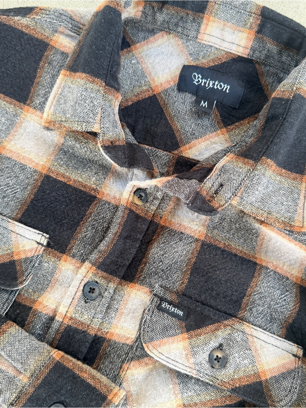 Brixton Bowery Men's Medium Flannel Shirt Long Sleeve Plaid Black Cream Gray